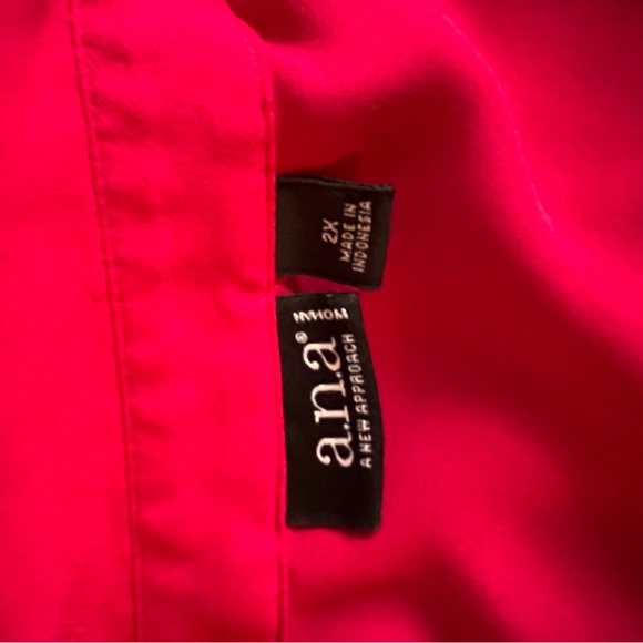 Hot pink button down - Picture 6 of 7